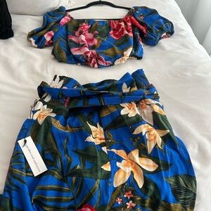 cupcakes & cashmere Blue Floral Blouse